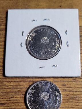 2015 Canadian 25 Cent Poppy Floral Centennial Coins - Silver Tone (Pair)